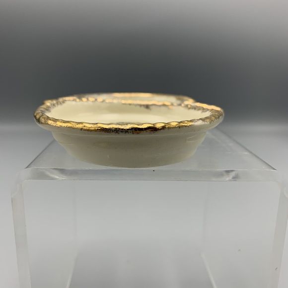 Vintage Souvenir of Columbus Ohio Coin Dish Ashtray Courting Couple Gold Gild - Picture 8 of 10